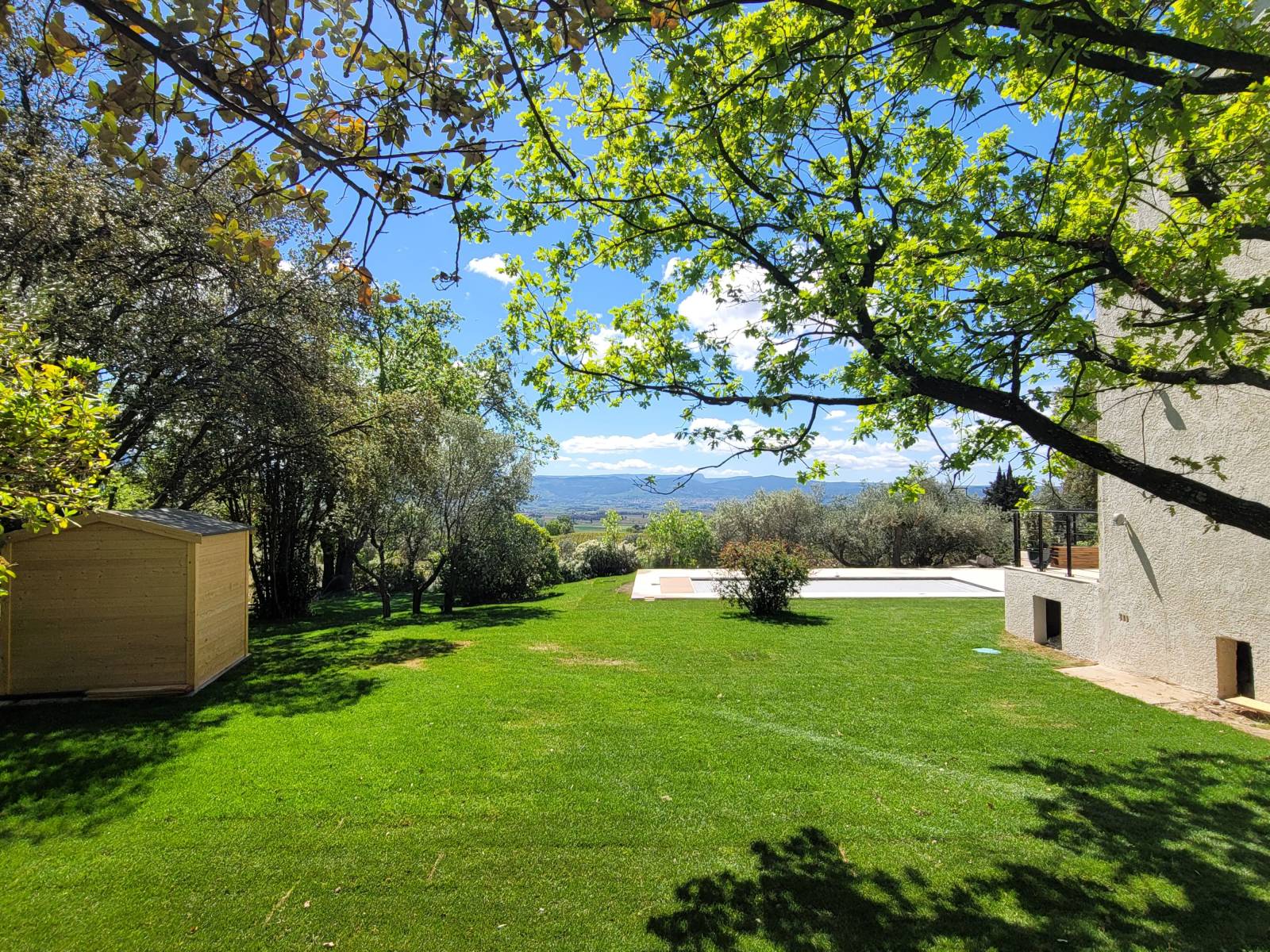 Aménagement paysager extérieur à Puyloubier pres d'aix-en-provence